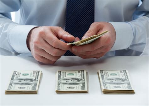 Cashing Out Your Income .
